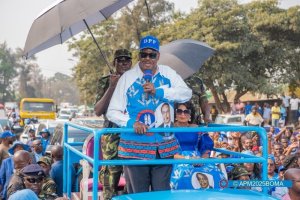 Arthur Peter Mutharika yatorewe kongera kuyobora Malawi
