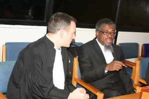 Buri Munyarwanda muri batanu bafungiwe muri Niger ahabwa arenga miliyoni 14 Frw ku mwaka