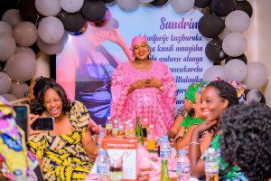 Rufonsina witegura kwibaruka ubuheta yakorewe ‘Baby shower' [AMAFOTO]