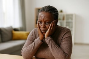 Ubushakashatsi: Abagore bo mu Rwanda bari muri 'menopause' bahura n'agahinda gakabije