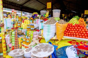 Abanyarwanda bihagije mu biribwa bageze kuri 83%