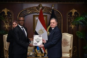 Minisitiri Dr Biruta yasuye Ishuri rya Polisi ryo mu Misiri