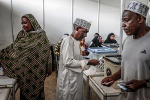 Abanya-Tanzania babyukiye mu matora ya Perezida