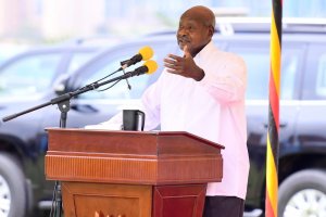 Perezida wa Uganda yateguje intambara kuri Kenya kubera inyanja y'Abahinde