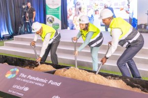 Mu Rwanda hatangiye kubakwa laboratwari ipima indwara zikomoka ku nyamaswa