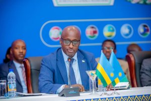 Nduhungirehe yatamaje Gérard Araud wabaye Ambasaderi w'u Bufaransa muri Loni