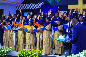 Bwa mbere mu mateka ya ADEPR yimitse abapasiteri b'abagore