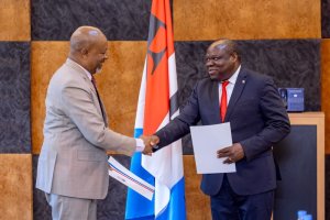 Gasamagera yahererekanyije ububasha na Bazivamo wamusimbuye ku Bunyamabanga bwa FPR-Inkotanyi