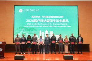 Abanyarwanda 30 basoje amasomo y'imyuga n'ubumenyingiro mu Bushinwa