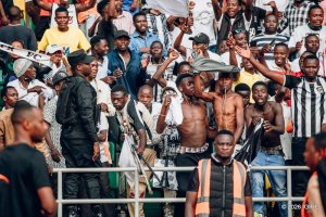 FERWAFA na Rwanda Premier League byamaganye abafana ba APR FC bigaragambije