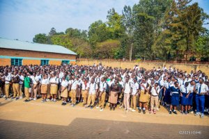 MINEDUC igiye gutangiza uburyo bushya bwo kwigisha abana bari barataye amashuri