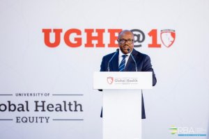 Guverinoma yashimye umuhate n'ubwitange biri mu rwego rw'ubuzima