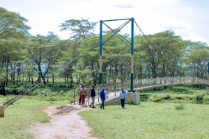 Baruhuwe n'ikiraro bubakiwe gihuza Rwempasha na Nyagatare