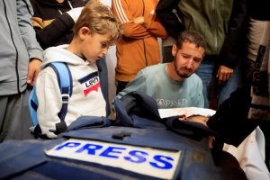 Mu 2025 abanyamakuru 129 ku Isi biciwe mu ntambara