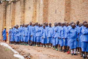 Abagororwa bitegura gusoza ibihano basabwe kubana neza n'abo basanze