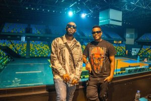 Ibyo wamenya ku gitangaza Bruce Melodie wujuje imyaka 30 nuko ibirori byangenze [AMAFOTO]