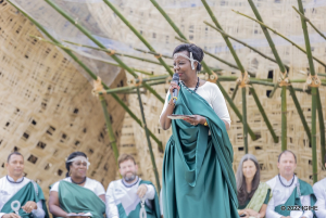 Louise Mushikiwabo yiyise izina ritangaje kuri Twitter