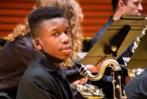 Umusaza w'umuzungu yarashe umwana muto w'umwirabura amuziza kuvuza inzogera y'iwe