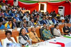 Burundi:Perezida Ndayishimiye ntiyifuza kumva hari uvuga ko igihugu cye gikennye 