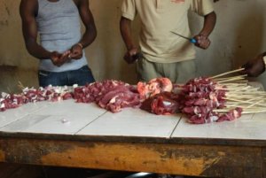 Nsabimana wakubitiwe kubaga imbwa avuga ko zabaye ifunguro rya benshi i Kigali