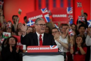 Labour yarahiriye kutazatuma abimukira baza mu Rwanda yatsinze amatora mu Bwongereza