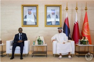 Minisitiri w'Umutekano w'u Rwanda yaganiriye na mugenzi we wa Qatar