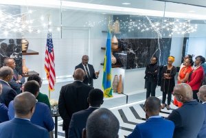 Washigton D.C: Minisitiri w'Intebe Dr. Nsengiyumva yaganiriye n'Abanyarwanda bakora mu nzego Mpuzamahanga