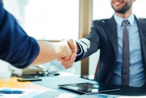 Get PAID INTERNSHIP PROGRAM FOR A SALES ASSISTANT 