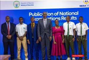 Abahize abandi mu mashuri abanza n'icyiciro rusange bazishyurirwa amafaranga y'ishuri