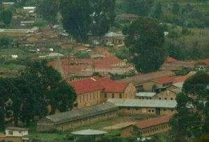 BUJUMBURA:Abantu bitwaje imbunda bateye abantu 