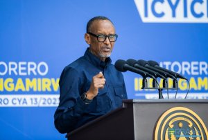 Perezida Kagame yasabiye ibihano abagaburiye urubyiruko rwaje muri Youth Connekt rukarwara 