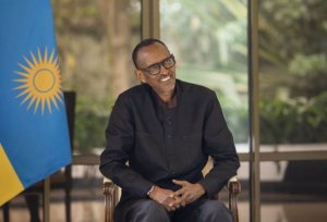 Perezida Kagame yasubije abashinje u Rwanda gukoresha Pegasus mu butasi n'impamvu u Rwanda rwemerewe gukora inkingo