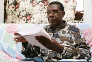 Iburanisha ry'umunyarwanda Laurent Bucyibaruta uregwa Jenoside, ryahagaritswe kubera igiturika