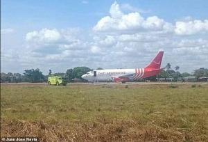 Indege yagarutse igitaraganya ku kibuga nyuma yo kunanirwa guhaguruka neza