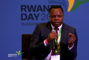 Minisitiri Utumatwishima yagiriye inama ikomeye abanyarwanda biga muri Amerika