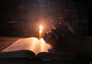 Pasiteri w'umunyarwanda yishwe n'amagini yari agiye kwirukana mu rugo rw'umugore 