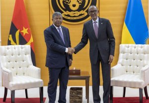 Perezida Kagame na Lourenço baganiriye ku bibazo bya RDC n'u Rwanda