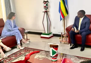 Burundi: Abanyamakuru 3 bari baherekeje Komiseri wa EU batawe muri yombi