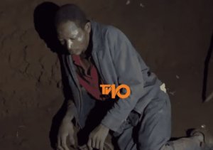 Rusizi:Ukekwaho ubujura yasanzwe mu nzu y'umuturage yitwaje icyuma n'inyundo