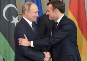Macron na Putin bavuganye kuri telephone nyuma y'imyaka ibiri