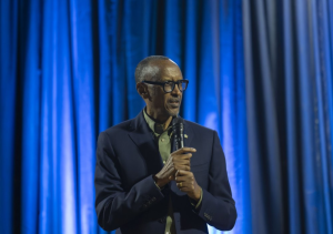 Dushobora kugenda ibilometero 2000 turwana - Kagame aburira abahigira gutera u Rwanda