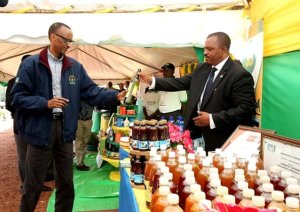 Amateka y'umuherwe Sina Gerard wavuye ku ndiba ubu akaba ari mu baherwe ba mbere mu Rwanda