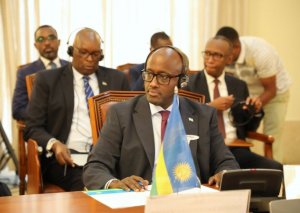 Luanda: Abakuru ba dipolomasi y'u Rwanda na RDC bahuriye ku meza y'ibiganiro