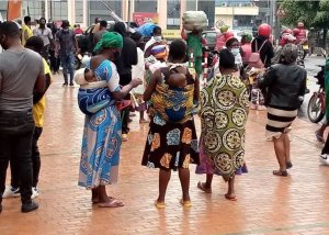 Umugi wa Kigali uzaca intege abazunguzayi binyuze mu guhana Ababagurira