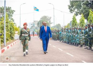 Minisitiri W'Ingabo Yagiye i Beni Kuziganiriza Uko Zakoma Imbere M23