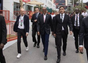 Perezida Kagame yasuye umuhanda wa Formula 1 muri Azerbaijan