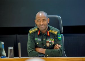 Gen Mubarakh yakomoje ku mpamvu abafana ba APR bagiye kwigaragambya kuri FERWAFA anatanga umuti urambye