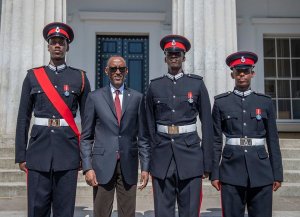 Perezida Kagame na Madamu we bagiye gushyigikira umuhungu wabo warangije amasomo ya gisirikare [AMAFOTO]