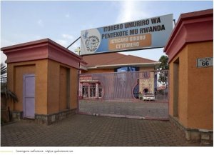 Insengero zafunzwe kubera ko hari ibyo zitari zifite zizagenzurwa zikomorerwa 