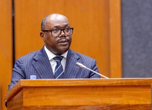Imfu z'ababyeyi babyara zagabanutseho 61/100,000 – Dr. Nsengiyumva